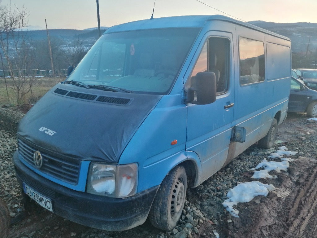 Dezmembrez Volkswagen LT 2001 Duba 2500