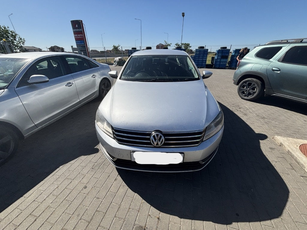 Dezmembrez Volkswagen Passat (362) 2.0 TDI 2013, CFFB