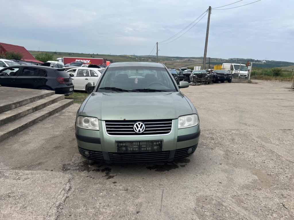 Dezmembrez Volkswagen Passat B5 2003 Berlina 1,9 tdi
