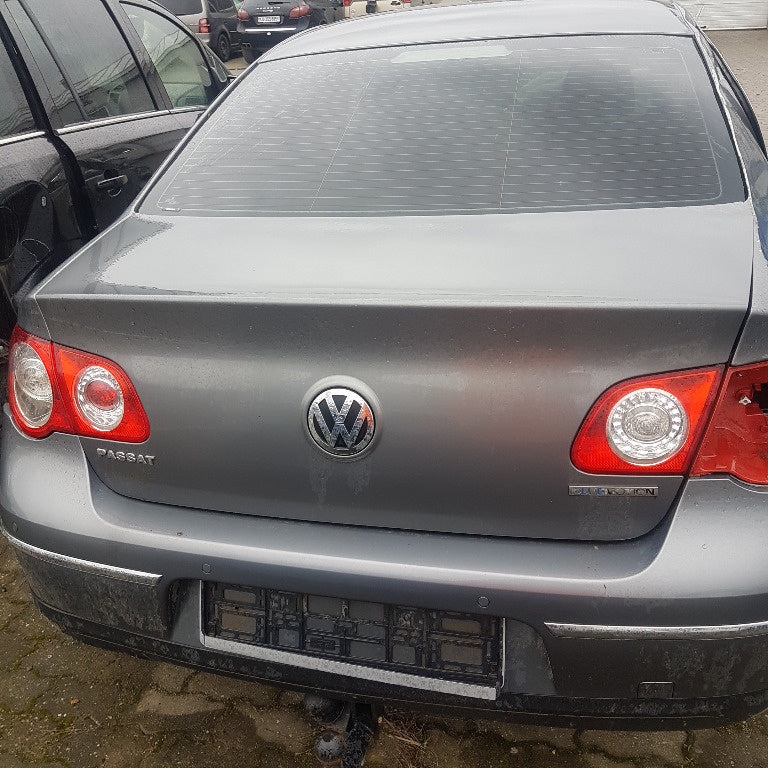 Dezmembrez Volkswagen Passat B6 2008 Berlina 1.9 TDI, 77kw, E4