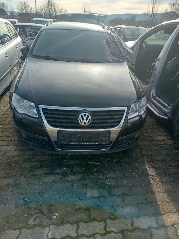 Dezmembrez Volkswagen Passat B6 2010 BREAK 1.6 TDI