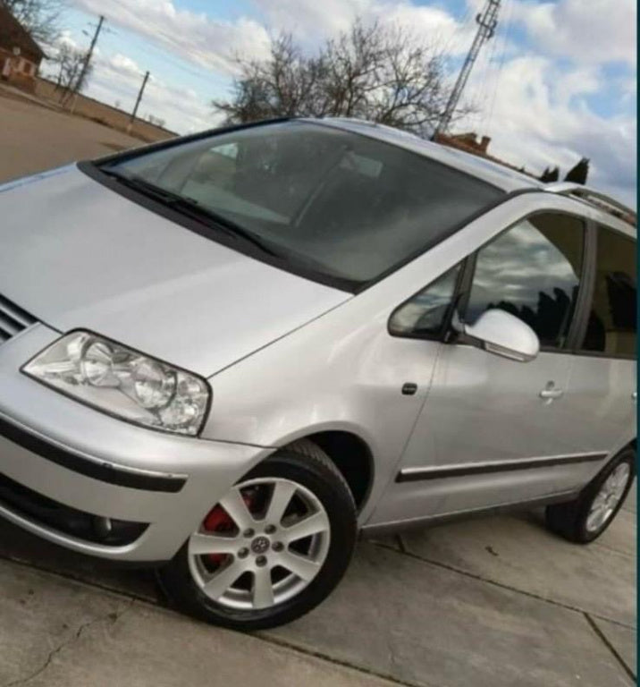 Dezmembrez Volkswagen Sharan 1.9 Diesel