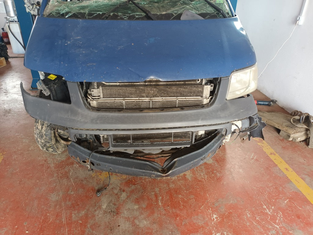 Dezmembrez Volkswagen T5 2007 microbuz 2500