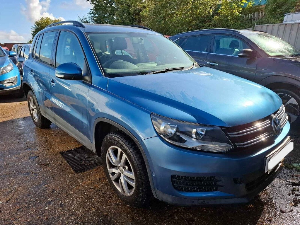 Dezmembrez Volkswagen Tiguan 5N 2014 SUV 2.0 TDI