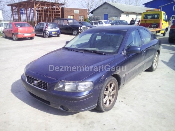 Dezmembrez Volvo S60 , an 2003
