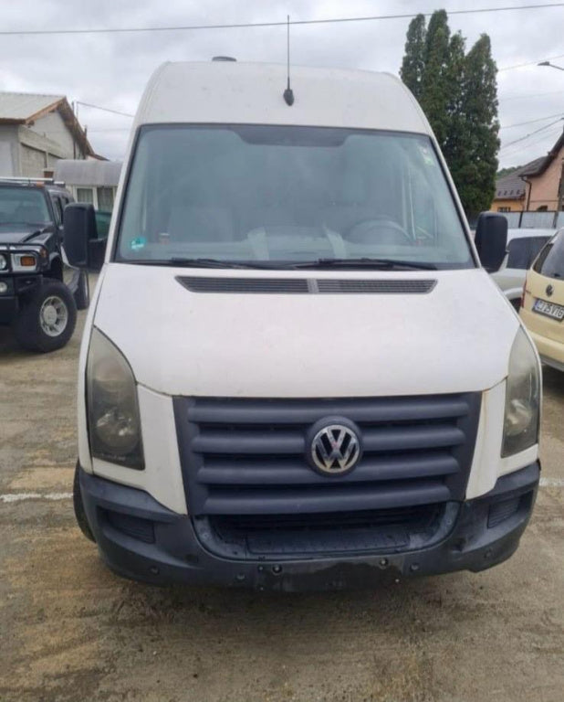 Dezmembrez Vw Crafter 2.5 Diesel