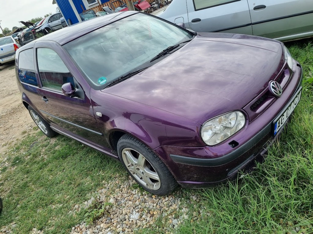 Dezmembrez Vw Golf 4 Coupe din 2001 2002 2003