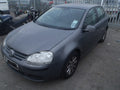Dezmembrez vw golf 5 1.6 FSI