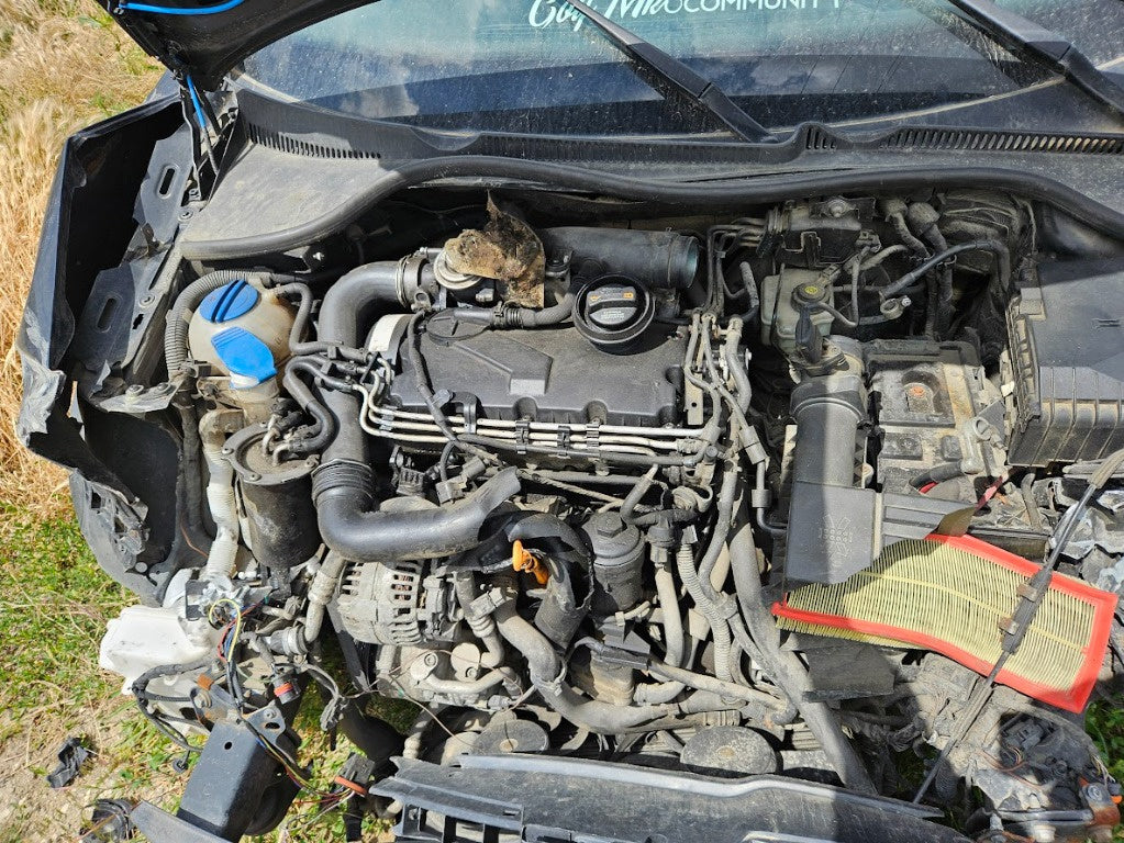 Dezmembrez Vw Golf 5 1.9 TDI BXE din 2007