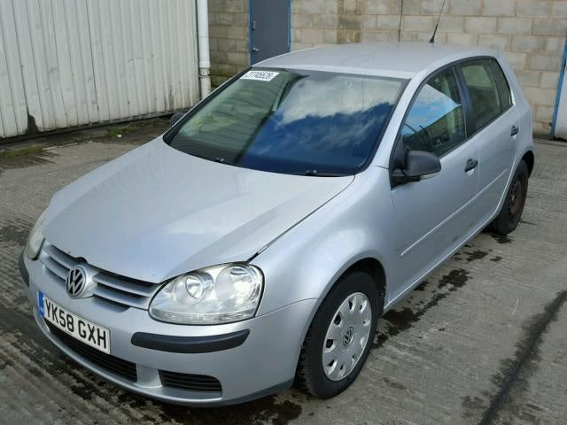 Dezmembrez Vw Golf 5 2.0tdi