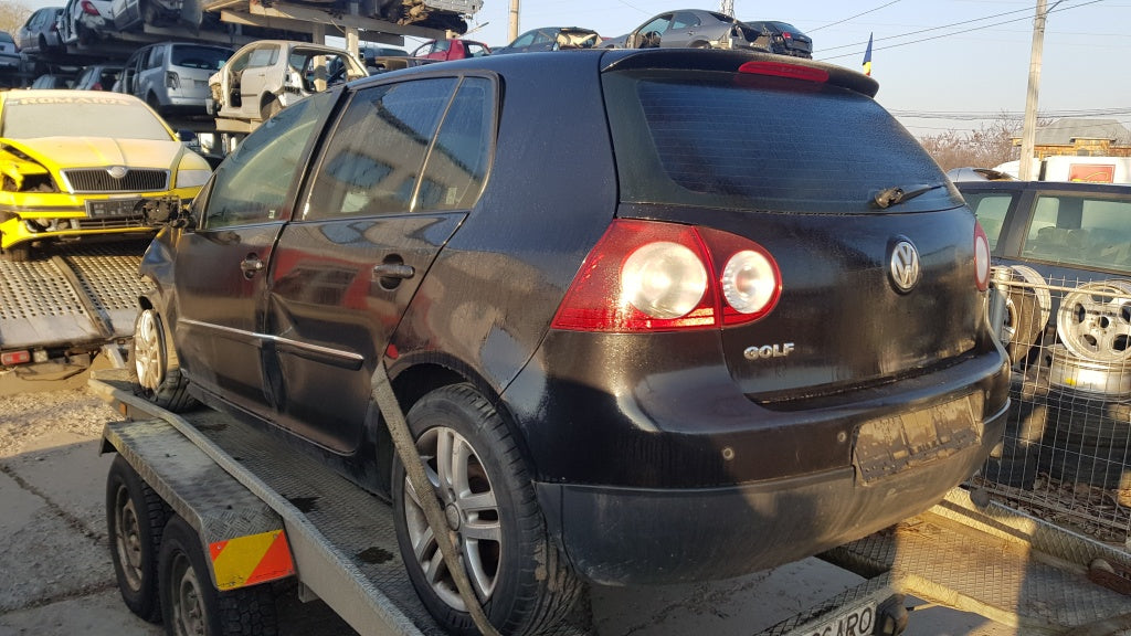 Dezmembrez VW Golf 5 2007 hatchback 1.4