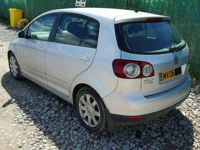 Dezmembrez Vw Golf 5 Plus 1.9 tdi