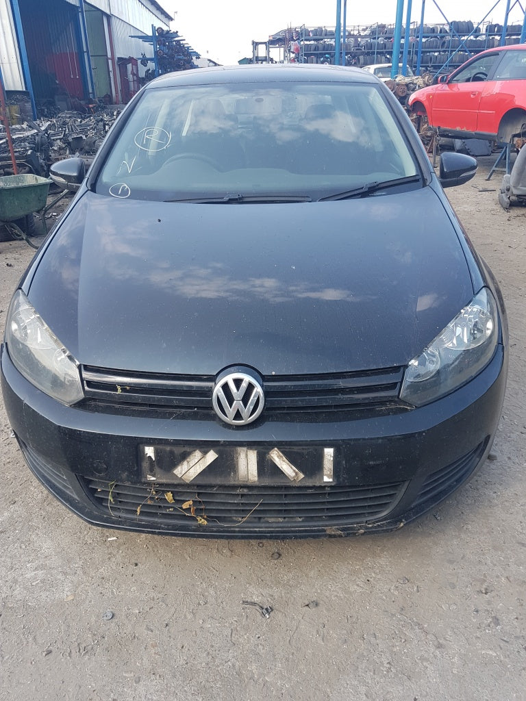 Dezmembrez VW Golf 6 2010 hatchback 2.0 tdi