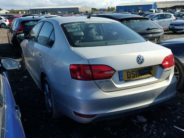 Dezmembrez Vw Jetta 4 2.0tdi