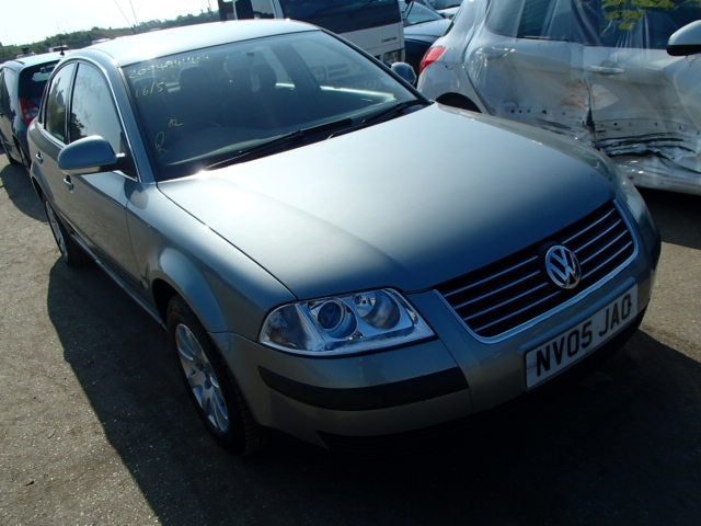 Dezmembrez vw passat 3b 1.9 tdi