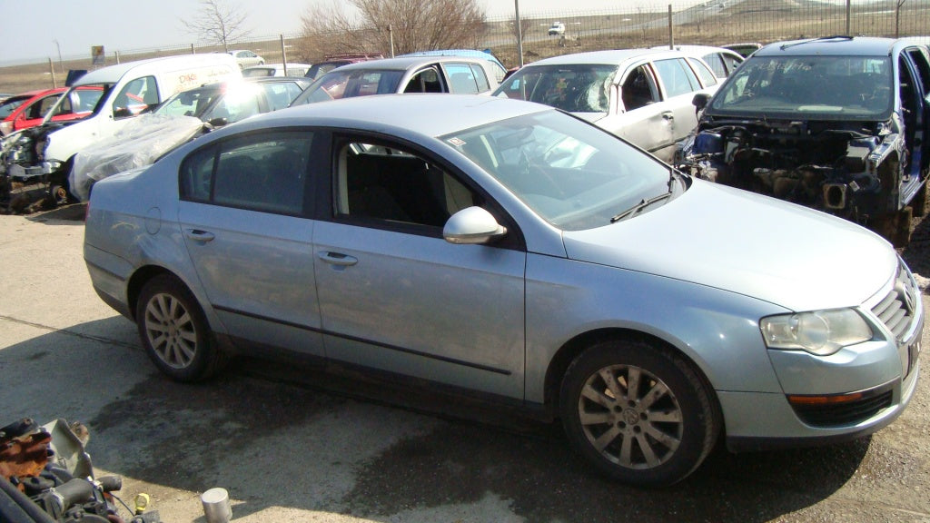 Dezmembrez VW Passat B6 2006 Sedan 1.9