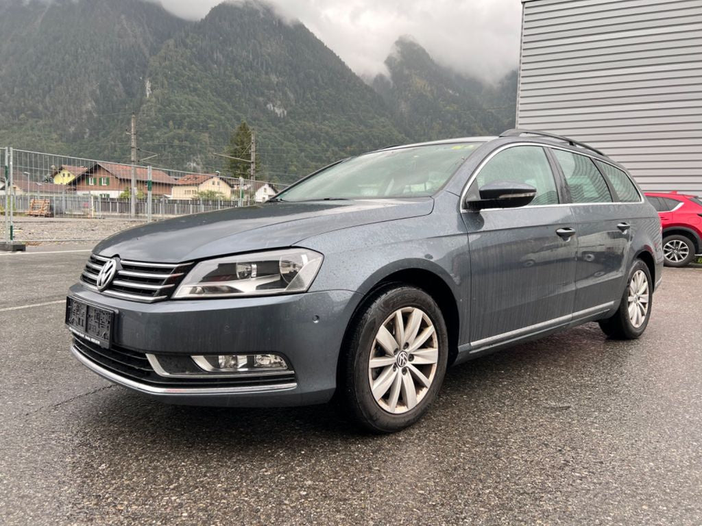 Dezmembrez Vw Passat B7 2.0 TDI combi cod motor CFF 140 cp / 103KW transmisie manuala an de fabricatie 2011
