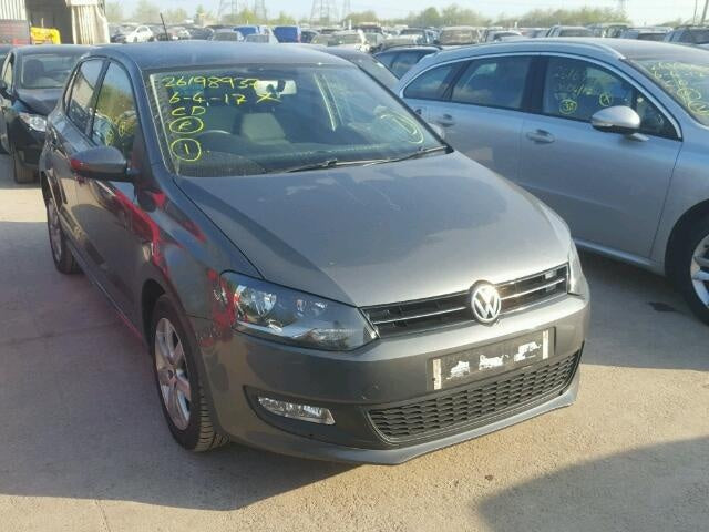 Dezmembrez Vw Polo 2013 1.6 tdi
