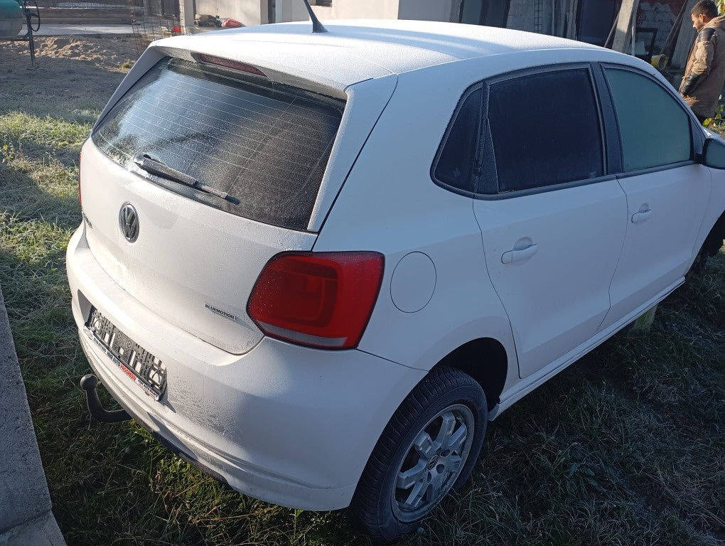 Dezmembrez Vw Polo 6R 1.2 TDI cod CFW
