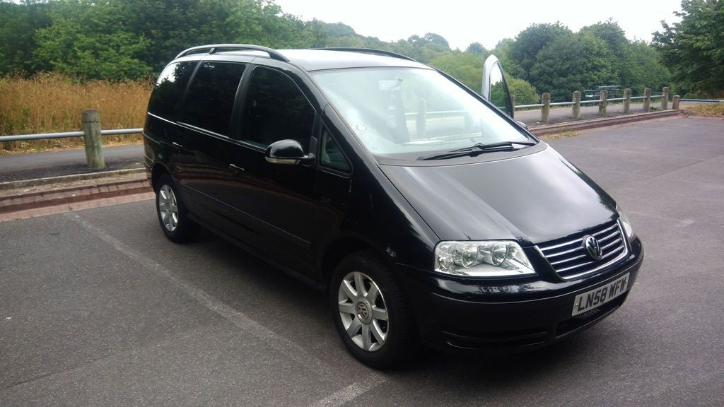 Dezmembrez VW Sharan 2005 Suv 1,9 asz