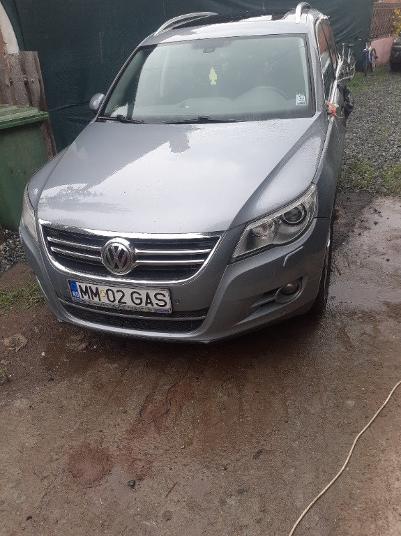 Dezmembrez vw tiguan an 2010,motor 140 cp cod cbab
