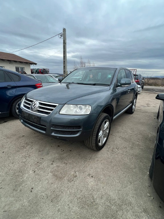 Dezmembrez vw Touareg 7l 3.0 tdi v6 an 2005-2009