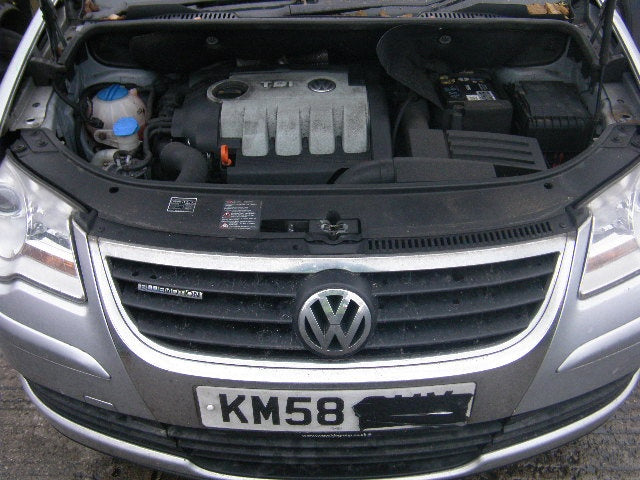 Dezmembrez Vw Touran 1.9 tdi bls