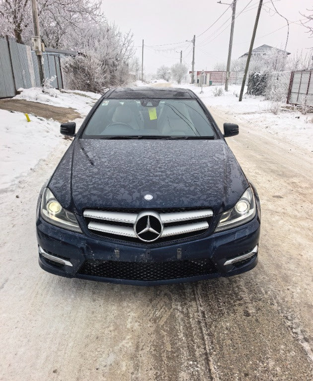 Dezmembrez w204 coupe facelift AMG