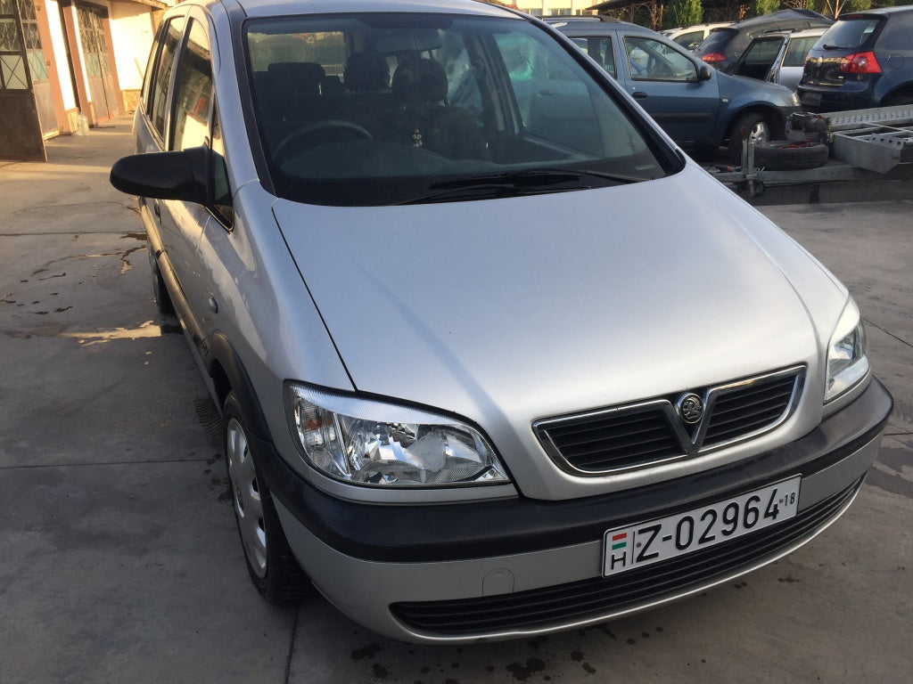 Dezmembrez Zafira A z16xe 2003