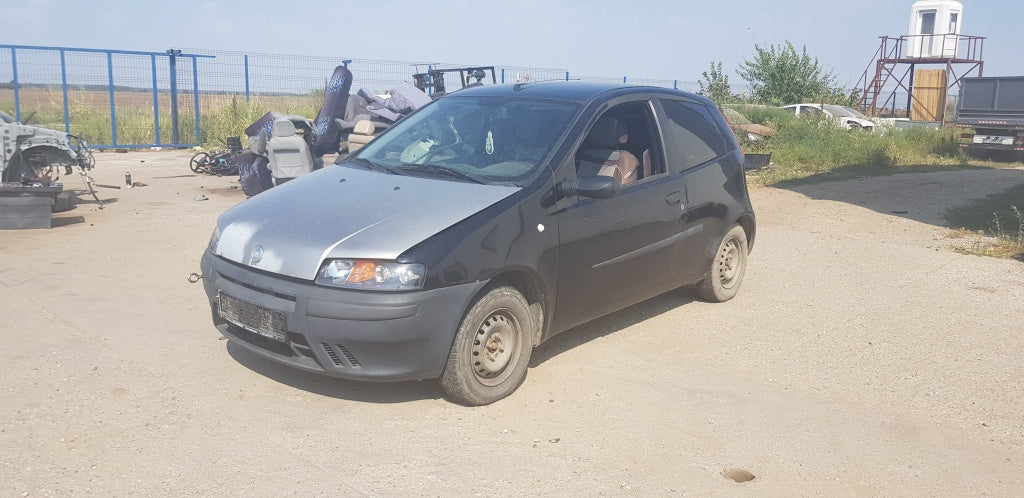 Fiat Punto din 2002, motor 1242 benzina