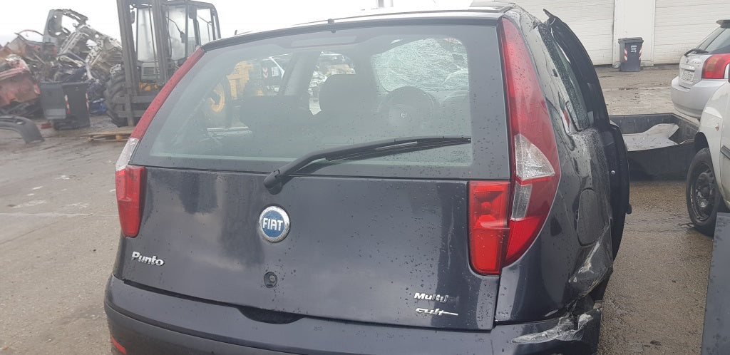 Fiat Punto din 2004, motor 1.3 multijet, tip 188A9000