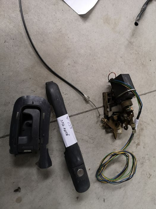 Maner balama geam macara mercedes vito w638
