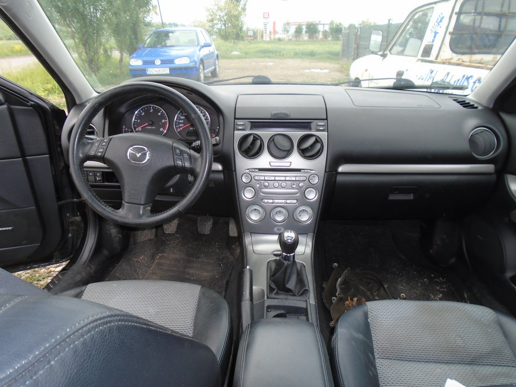 Mazda 6 din 2004 2.0 Diesel