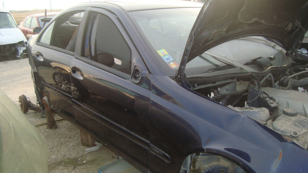 Mercedes Benz C Class w203 C180