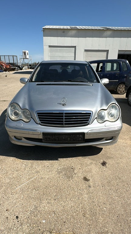 Mercedes C180 Kompressor 2002 1.8 b tip 271.946