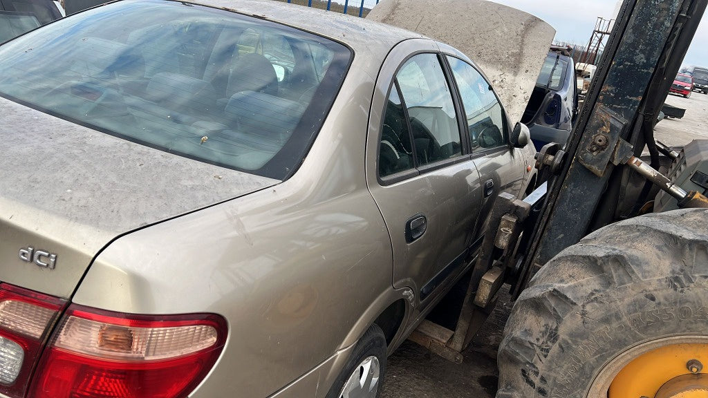 Nissan Almera Sedan din 2003, motor 1.5 dci, tip K9K