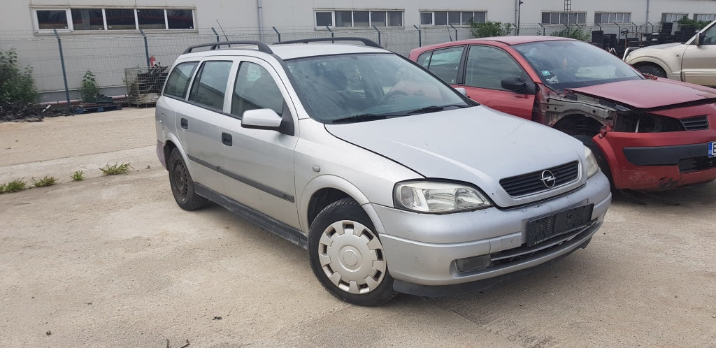 Opel Astra G din 1999, motor 1.6 benzina, tip X16XEL