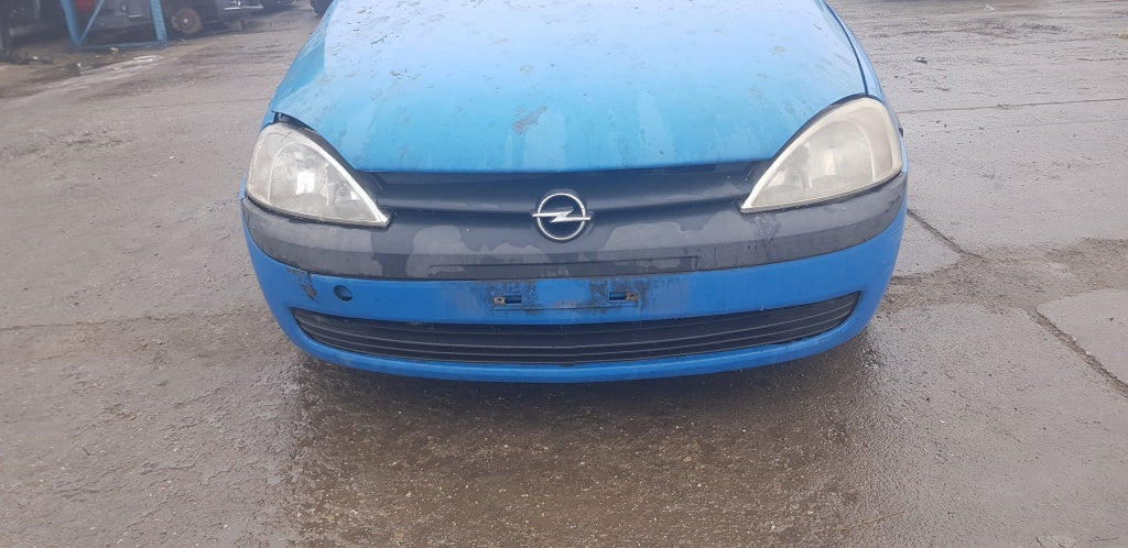 Opel Corsa C din 2002, motor 1.0 benzina, tip Z10XE