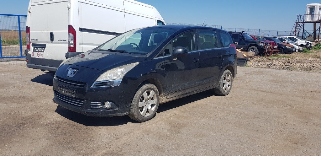 Peugeot 5008 din 2010, motor 1.6 hdi, tip 9HZ