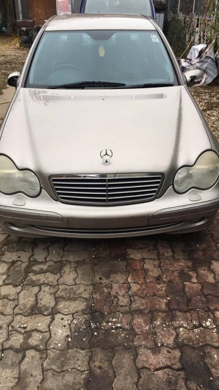 Piese Mercedes C class w203 2004