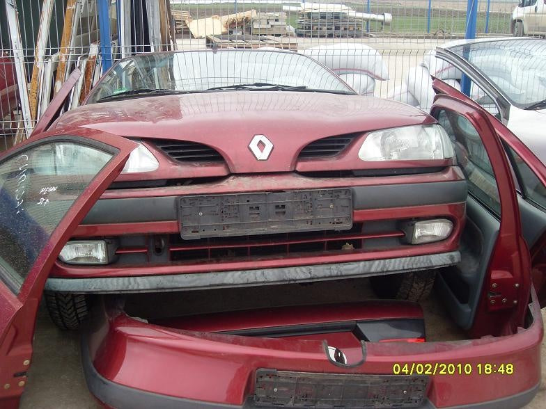 Renault Megane din 1996-1998, 1.4 b