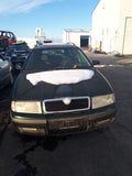 Skoda Octavia Tour break din 2001, motor 1.6 benzina, tip AVU