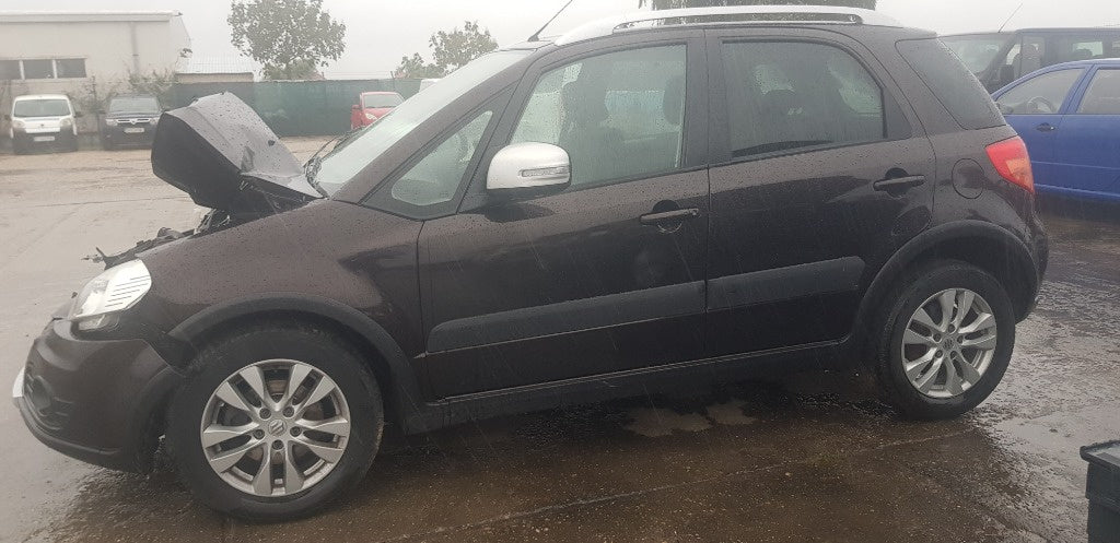 Suzuki SX4 din 2013, motor 1.6 benzina, tip M16A