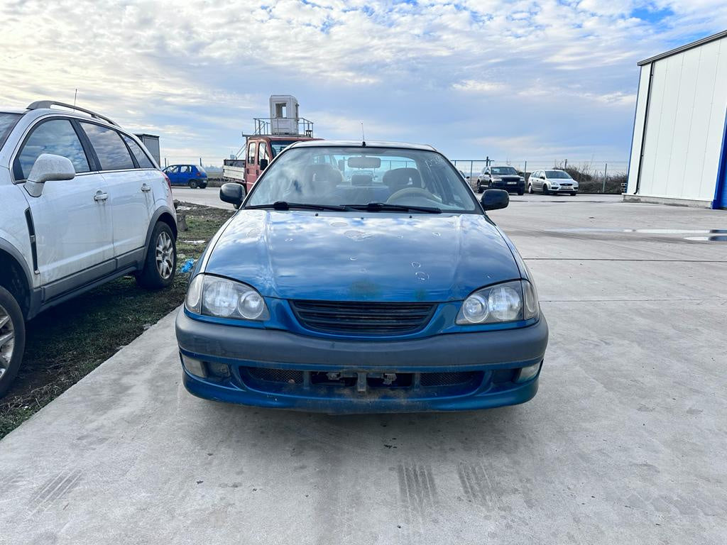 Toyota Avensis din 1998, motor 1.6 benzina, tip 4A-FE