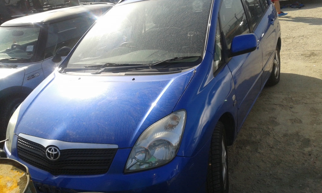 Toyota Corolla Verso 2002-2004, 2.0 d4d