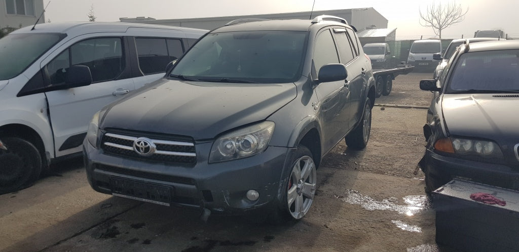 Toyota Rav 4 III din 2006,motor 2.2 d-cat 4WD, tip 2AD-FHV