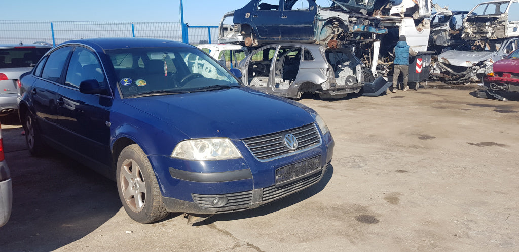 Vw Passat B5 din 2001, motor 1.6 benzina, tip ALZ